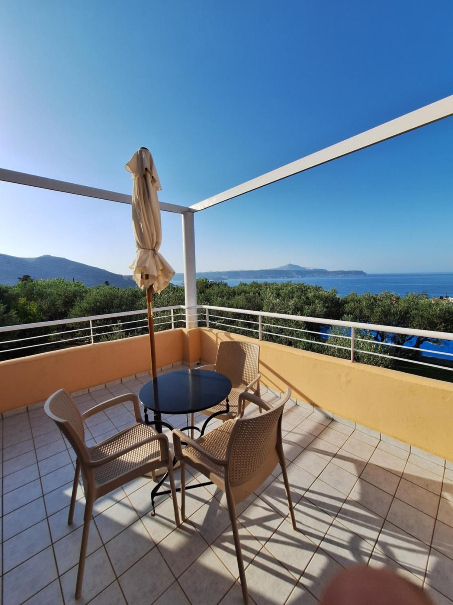 Artemis Apartments Kalyves Bagian luar foto