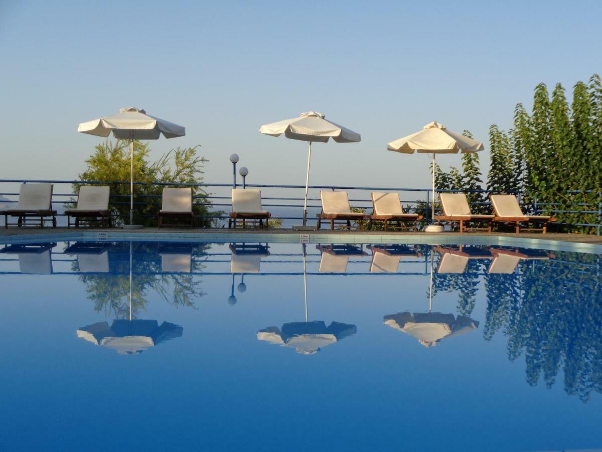 Artemis Apartments Kalyves Bagian luar foto
