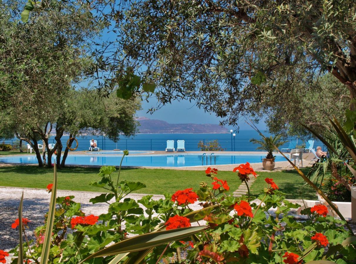 Artemis Apartments Kalyves Bagian luar foto